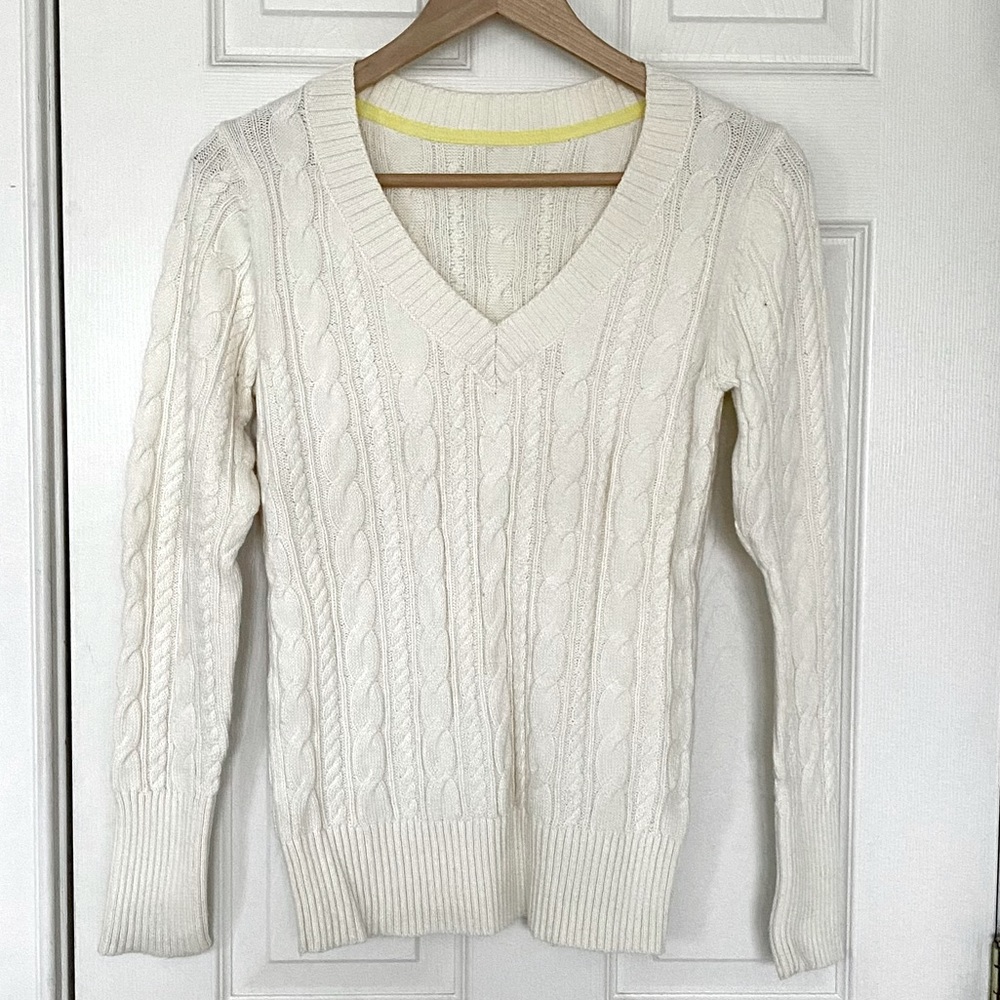 Women’s sweater